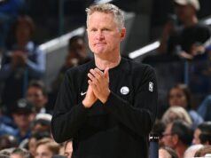 Ikona NBA Steve Kerr sa obracia na brutálnu Trumpovu kritiku a priznáva ľútosť nad tým, že prezidenta nazval „bafantom“ Tréner Golden State Warriors Steve Kerr priznáva, že ľutuje, že označil prezidenta Trumpa za blázna