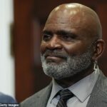 Legenda NFL Lawrence Taylor bol hospitalizovaný v New Jersey po lekárskej pohotovosti
