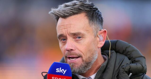 Ikona Prem sa vyhráža, že ak opäť uvidí manažéra, „hodí pravý hák“ | Futbal | Šport
