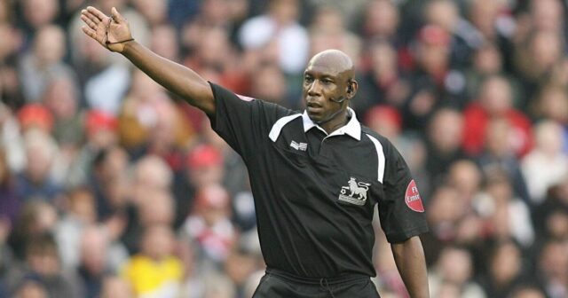 Ikonický rozhodca Premier League, ktorý zomrel vo veku 65 rokov, zanechal obrovské bohatstvo rodine | Futbal | Šport
