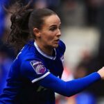 Ellen White, Jen Beattie a Ben Haines