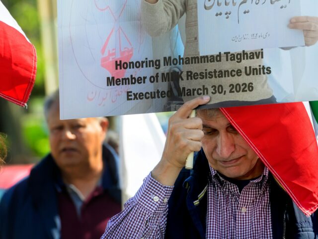 Irán popravil dvoch odsúdených členov zakázanej opozičnej skupiny | Správy o treste smrti
