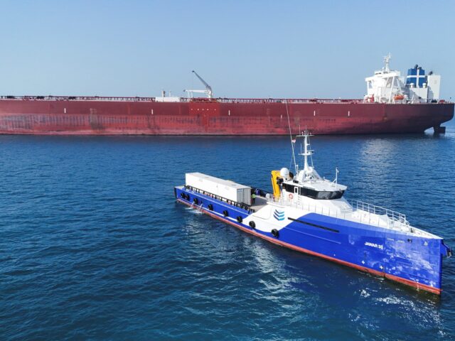 Irán znovu potvrdzuje kontrolu nad Hormuzským prielivom, keď Trump varuje pred „vydieraním“ | Americko-izraelská vojna proti Iran News
