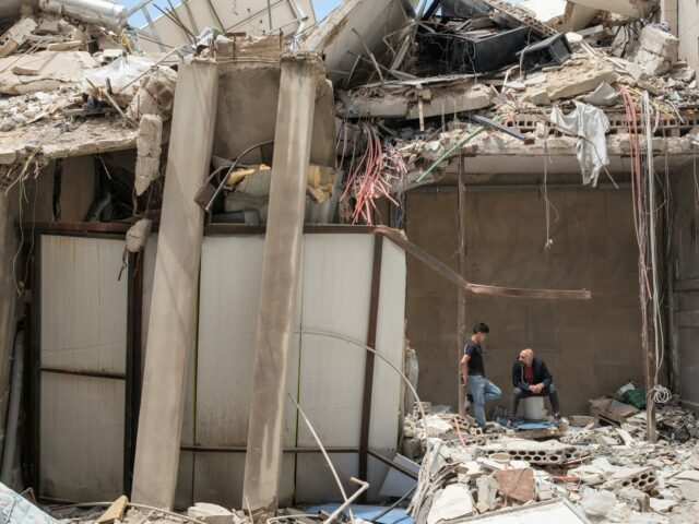 Iránska vojna naživo: Trump hovorí, že Teherán chce ukončiť blokádu; Izrael zabíja zdravotníkov | Americko-izraelská vojna proti Iran News
