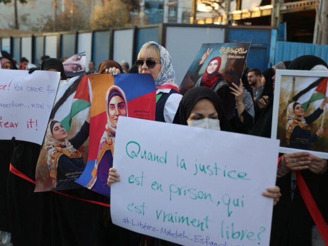 Iránsky občan zadržiavaný vo Francúzsku pre propalestínske vyjadrenia sa vracia domov | Správy z väzenia
