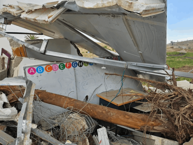 Írsko žiada Izrael, aby zaplatil osadníkom zbúranie palestínskej školy | Izraelsko-palestínsky konflikt
