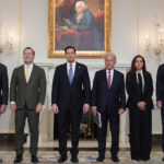 Izrael a Libanon vedú priame rozhovory po prvý raz za posledné desaťročia | Izrael útočí na Libanon