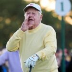 Jack Nicklaus takmer zasiahol patrónov Masters chybným slávnostným odpalom z týčka