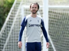 James Maddison sa aktualizuje v čase, keď sa hviezda Tottenhamu zotavuje z vážneho zranenia kolena James Maddison