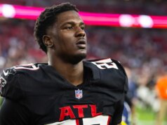 James Pearce Jr. sa musí držať ďalej od Rickey Jacksonovej na základe dohody o vine a treste James Pearce Jr. sa musí držať ďalej od Rickey Jacksonovej na základe dohody o vine a treste