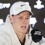 Jannik Sinner hovorí výstižne o tom, či zvažoval stiahnutie