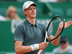 Jannik Sinner sa začína uchádzať o pozíciu číslo 1 Carlosa Alcaraza 64-minútovým úderom Download app from appStore