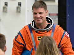 Jeremy Hansen je prvým Kanaďanom, ktorý zamieril na Mesiac | priestor Jeremy Hansen je prvým Kanaďanom, ktorý zamieril na Mesiac | priestor