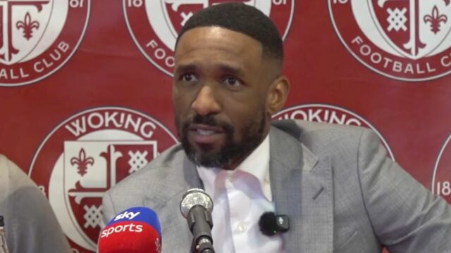 Jermain Defoe zostúpil do Národnej ligy, aby získal svoju prvú manažérsku prácu 