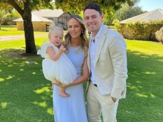 Jules Neale zaútočila na futbalový tím svojho manžela Lachieho nahnevaným šesťslovným sprejom po tom, čo klub zverejnil zábery plaču ich dcéry Jules a Lachie Neale sú na fotke so svojou štvorročnou dcérou Piper