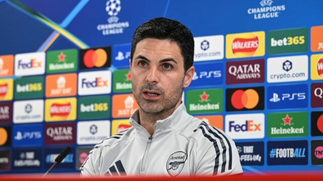 Tréner Arsenalu Mikel Arteta videl, že jeho tím je spájaný s letným zásahom útočníka Atlética Madrid Juliana Alvareza.