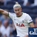 Kapitánka Spurs Bethany England sa v slzách lúči s fanúšikmi, keď potvrdila odchod | Ženy v Tottenhame Hotspur