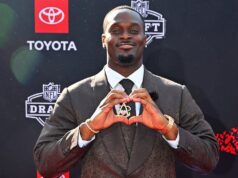 Kardináli si vybrali Jeremiyaha Lovea, ktorý sa zaviazal, že nebude míňať žiadne zo svojich herných kontrol NFL Kardináli si vybrali Jeremiyaha Lovea, ktorý sa zaviazal, že nebude míňať žiadne zo svojich herných kontrol NFL