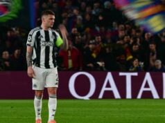 Kieran Trippier vydáva emotívne vyhlásenie, keď potvrdzuje obrovské rozhodnutie Newcastlu BARCELONA, ŠPANIELSKO – 18. marca: Kieran Trippier z Newcastlu United (2) počas zápasu osemfinále 2. kola Ligy majstrov UEFA 2025/26 medzi FC Barcelona a Newcastle United FC na Camp Nou 18. marca 2026 v Barcelone v Španielsku. (Foto: Serena Taylor/Newcastle United cez Getty Images)