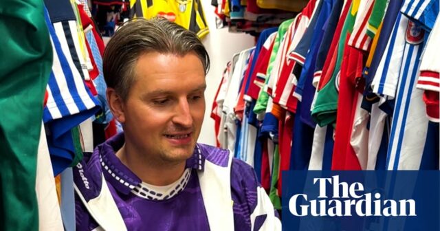 Klasické futbalové košele: v trezore domov ich najcennejšieho vintage vybavenia – videa
