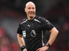 Koho podporuje Anthony Taylor? Bývalý kolega prezradil, komu fandí rozhodca Man City vs Arsenal Koho podporuje Anthony Taylor? Bývalý kolega prezradil, komu fandí rozhodca Man City vs Arsenal