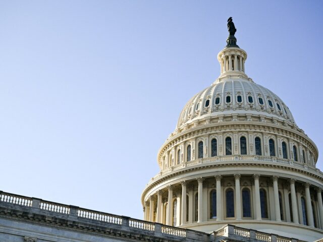 Kongres USA predlžuje kontroverznú právomoc dohľadu podľa FISA na 10 dní | Správy o ochrane osobných údajov
