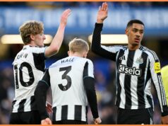 Konkurent Chelsea Man Utd pre prestup Lewisa Halla Konkurent Chelsea Man Utd pre prestup Lewisa Halla