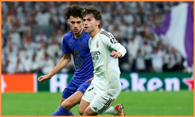 Konkurent United Liverpool pre prestup Maghnesa Akliouche
