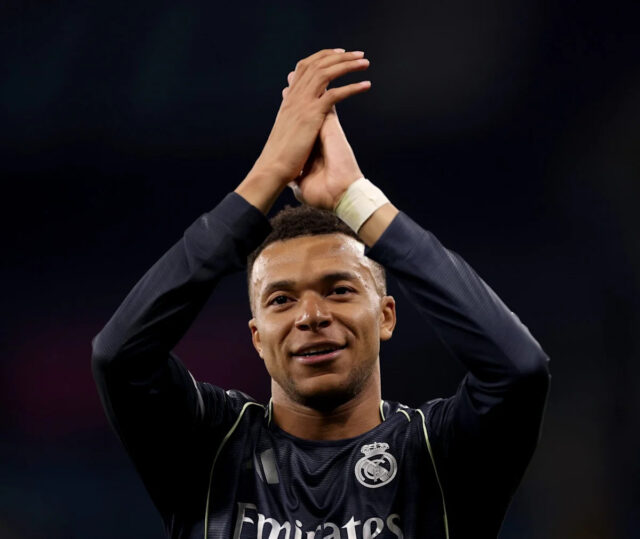 Kylian Mbappe: „Hrať za Real Madrid je pre mňa ako Kylian Mbappe: „Hrať za Real Madrid je pre mňa ako dar od Boha“