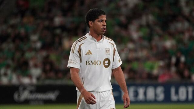 LAFC a zemetrasenia sa stretli v súboji Západnej konferencie
