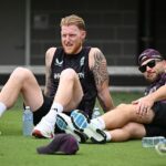 Ben Stokes trval na tom, že môže pracovať po boku hlavného trénera Brendana McCulluma pre dobro anglického kriketu