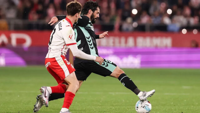 La Liga Round-Up: Isco sa dlho očakávaný návrat do Betisu, keď Unai Simon vykopne Athletic Club
