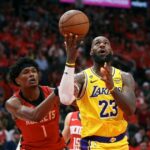 Lakers porazili Rockets po predĺžení a viedli v sérii 3:0, Celtics zdolali Sixers | Basketbalové novinky