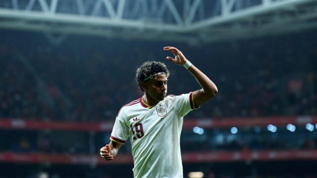 Lamine Yamal reaguje na islamofóbne skandovanie počas Španielska a Egypta – „Tieto skandovanie je ignorantské a rasistické“
