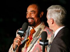 Legenda Knicks Walt Frazier pri diskusii o býkoch zahodil odkaz na divoký Irán Legenda Knicks Walt Frazier pri diskusii o býkoch zahodil odkaz na divoký Irán