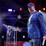 Shane Conlan vyvolal medzi fanúšikmi obavy po tom, čo sa snažil oznámiť výber Bills