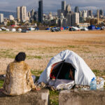 Libanon čelí rastúcej kríze vysídľovania | Izrael útočí na Libanon