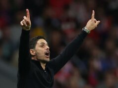 Liga majstrov – Arteta sa dymí po tom, čo rozhodca odvrátil penaltu Eze v prvom zápase semifinále Arsenal vs Atletico Madrid Liga majstrov - Arteta sa dymí po tom, čo rozhodca odvrátil penaltu Eze v prvom zápase semifinále Arsenal vs Atletico Madrid