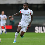 Liverpool identifikuje tohto krídelníka AC Miláno ako cieľ: Čo pridá na stranu Slotu?