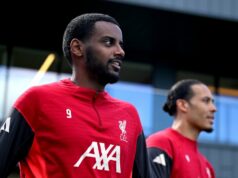 Liverpool odovzdal hlavnú posilu Alexandrovi Isakovi, keď sa v zápase PSG vrátil podpis za 125 miliónov libier Alexander Izák