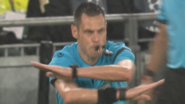 Liverpool odvolal penaltu v Lige majstrov, pretože bývalý predseda vlády zmätil
