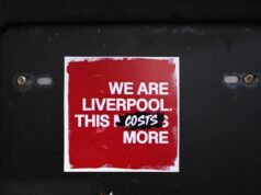 Liverpool protestuje, keď fanúšikovia dávajú najavo nešťastie FSG v zápase Fulhamu | Futbal | Šport Liverpool protestuje, keď fanúšikovia dávajú najavo nešťastie FSG v zápase Fulhamu | Futbal | Šport