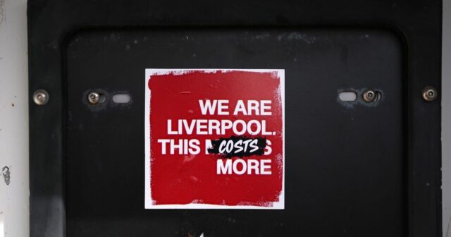 Liverpool protestuje, keď fanúšikovia dávajú najavo nešťastie FSG v zápase Fulhamu | Futbal | Šport
