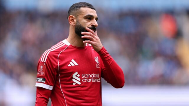 Liverpoolsky odkaz Mohameda Salaha bol odhalený, keď jeho spoluhráč prerušil Liverpoolsky odkaz Mohameda Salaha bol odhalený, keď jeho spoluhráč prerušil mlčanie o odchode hviezdy