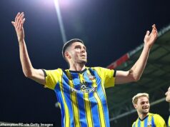 ‚Loch Ness Drogba‘ bojujúci o miesto na majstrovstvách sveta: Ako škótskym hviezdam dochádza čas na získanie miesta v lietadle Steva Clarka do USA Ross Stewart bol nedávno jedným z gólov Southamptonu