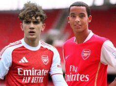 Ľútosť Arsenalu Thea Walcotta, rady Maxa Dowmana a odmietnutie Chelsea – „veľa toho, čo treba vziať“ SOUTHAMPTON, ANGLICKO - 28. MÁJ: Theo Walcott zo Southamptonu počas zápasu Premier League medzi Southampton FC a Liverpool FC na St. Mary's Stadium 28. mája 2023 v anglickom Southamptone. (Foto: Matt Watson/Southampton FC cez Getty Images)