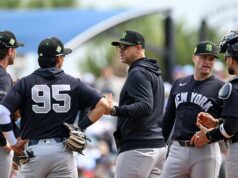 Majiteľ Yankees Hal Steinbrenner sa podľa správ rozhodne o novej náhradnej uniforme Majiteľ Yankees Hal Steinbrenner sa podľa správ rozhodne o novej náhradnej uniforme
