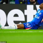 Estevao utrpel zranenie stehennej šľachy proti Man United, keď bol v akcii za Chelsea