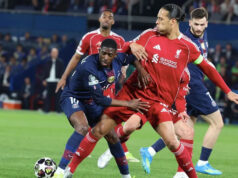 „Malo to byť päť alebo šesť.“ – Carragher "Malo to byť päť alebo šesť." - Carragher