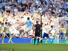 Man City 2:1 Southampton: Nico Gonzalez a Jeremy Doku rezervujú štvrté finále FA Cupu po boku Pepa Guardiolu v pokluse, keď domáci treble prežili strach zo Saints Nico Gonzalez strelil úžasný gól z diaľky a poslal Man City do štvrtého finále FA Cupu za sebou